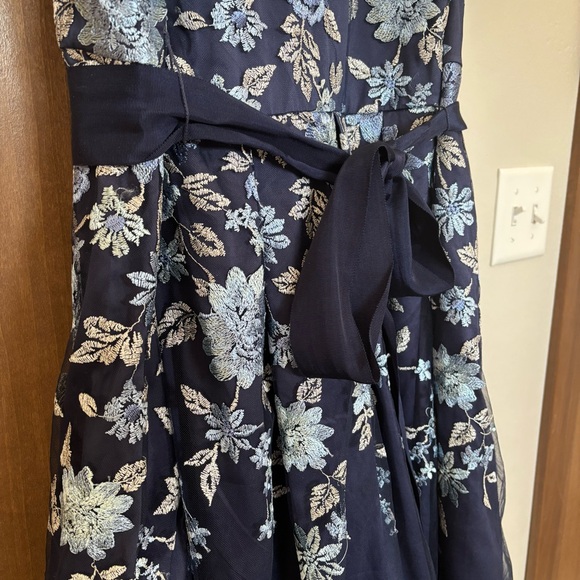 Eliza J Plus Size Embroidered Mesh Dress Navy Blue Floral 20W - Picture 11 of 16